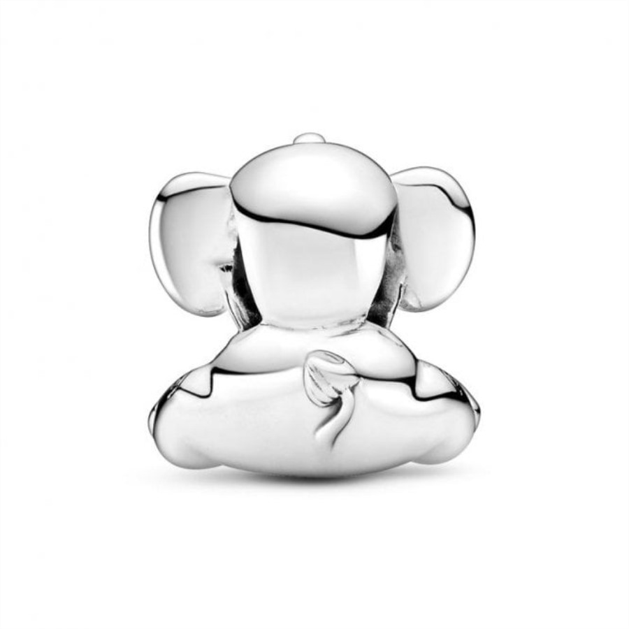 Elefanten Ellie Sjarmerer Pandora