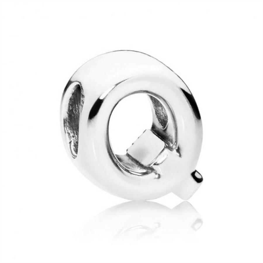 Bokstaven Q Sjarmerer Pandora