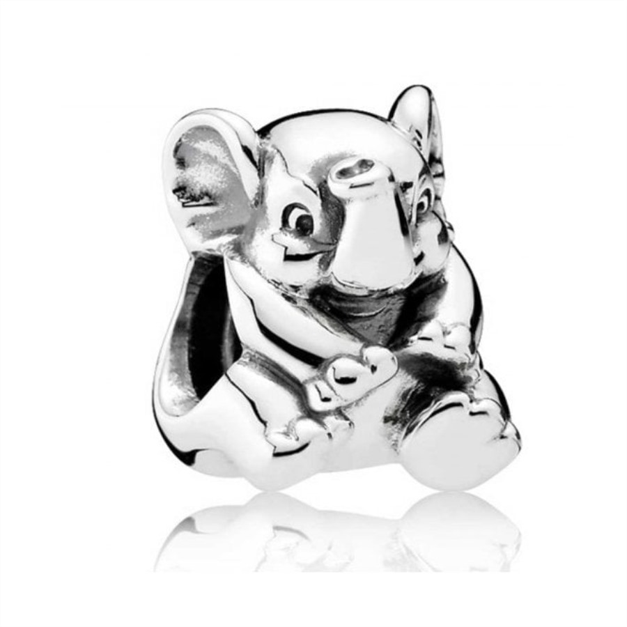 Heldig Elefant Sjarmerer Pandora