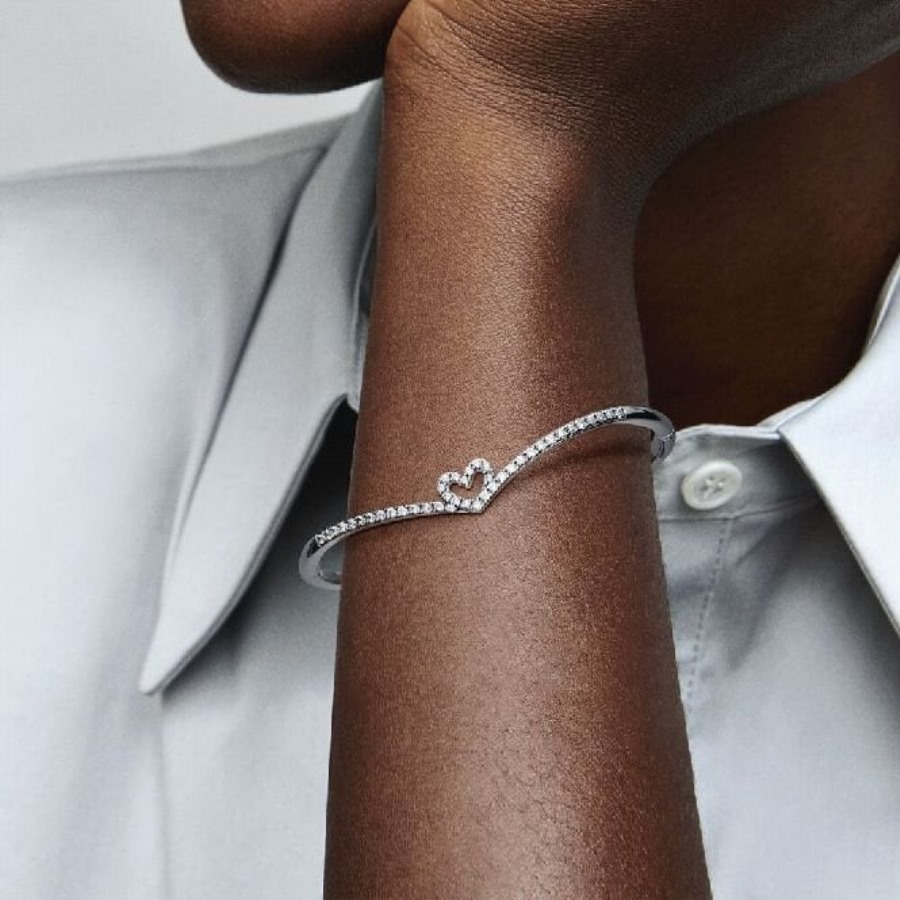 Glitrende Wishbone Hjerte Armring Pandora